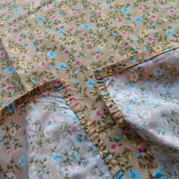 Vintage Tablecloth Homesewn Ditsy Pink Yellow Blue Flowers Country Floral - Picture 6 of 8